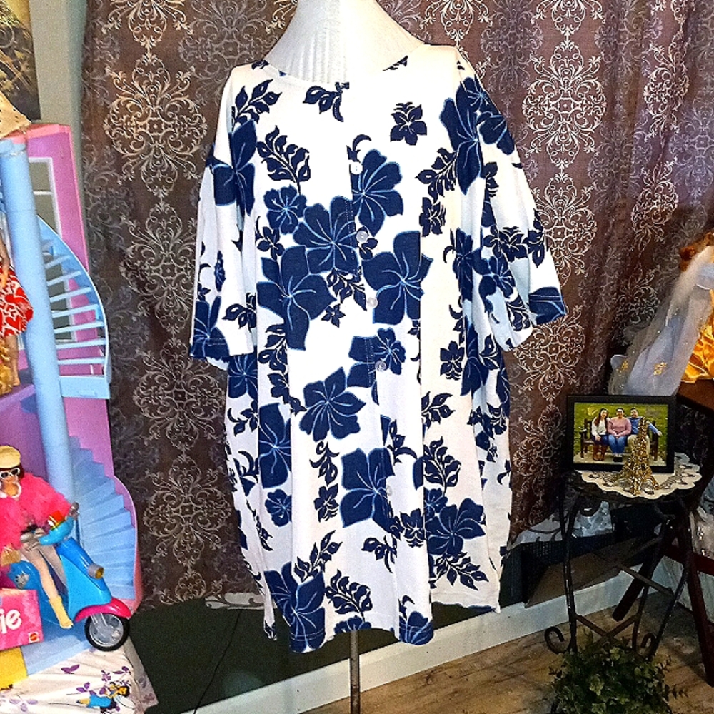 Knit top - Picture 1 of 4